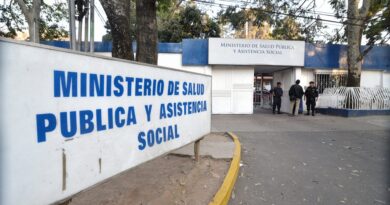 Guatemala declara alerta roja en tres municipios por aumento de casos de covid-19