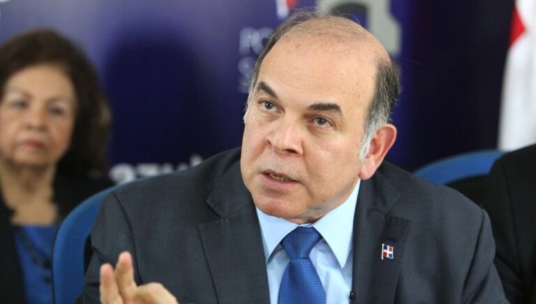 Pelegrin: “ese acuerdo con Canadá es de alto riesgo para RD”. Llama al Presidente a deshacerlo por el bien de la República