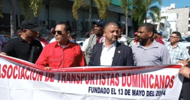 Transportistas de Santiago reiteran no pueden pedir documentos a pasajeros