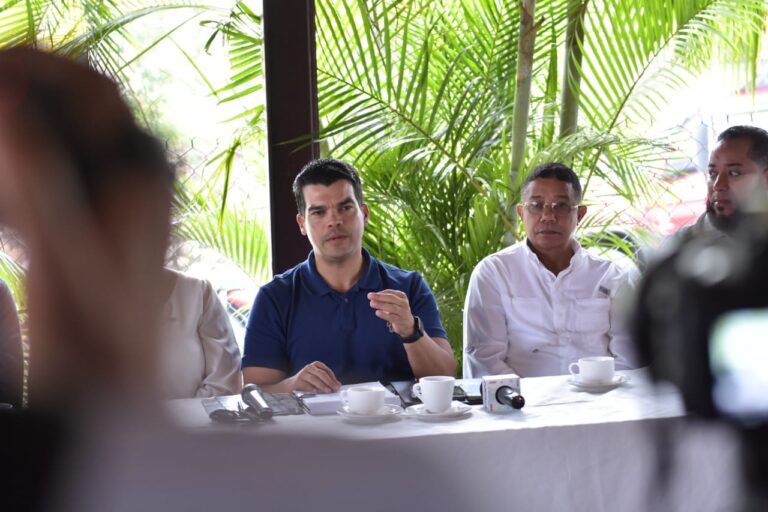 Wellington Arnaud: Gobierno cumple con municipio de Monción