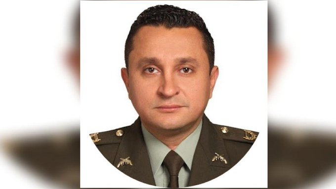 Hallan muerto coronel relacionado con escándalo de escuchas ilegales en Colombia