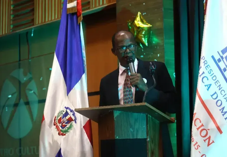 Estudiantes distrito 15-02 obtendrán transporte escolar