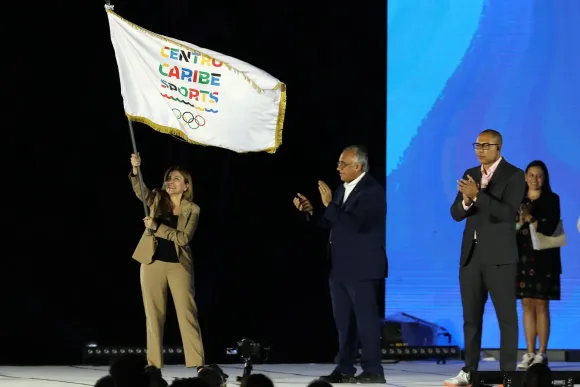 Alcaldesa Carolina Mejía recibe en San Salvador sede para celebrar los JJCC 2026 en Santo Domingo