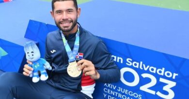 Tenis otorga dos medallas de oro y una de plata en Centrocaribes