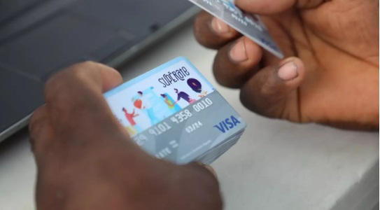 Solicitan prisión preventiva contra dos imputados de clonar tarjetas de ayuda del Gobierno