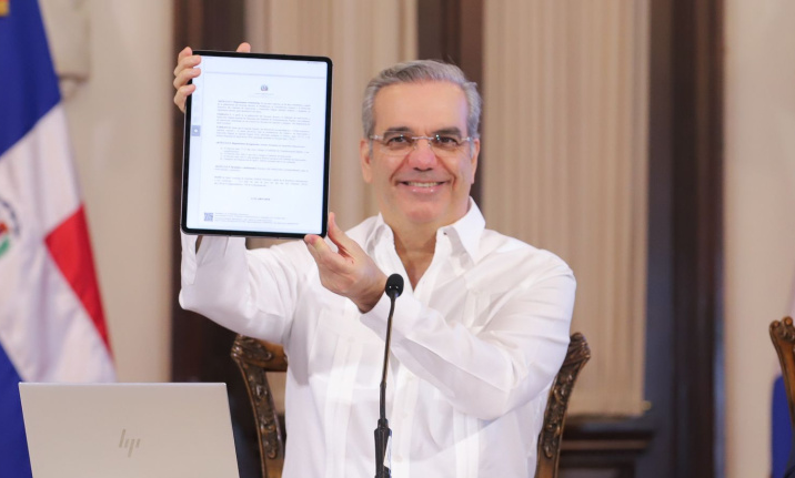 Abinader inscribirá hoy precandidatura