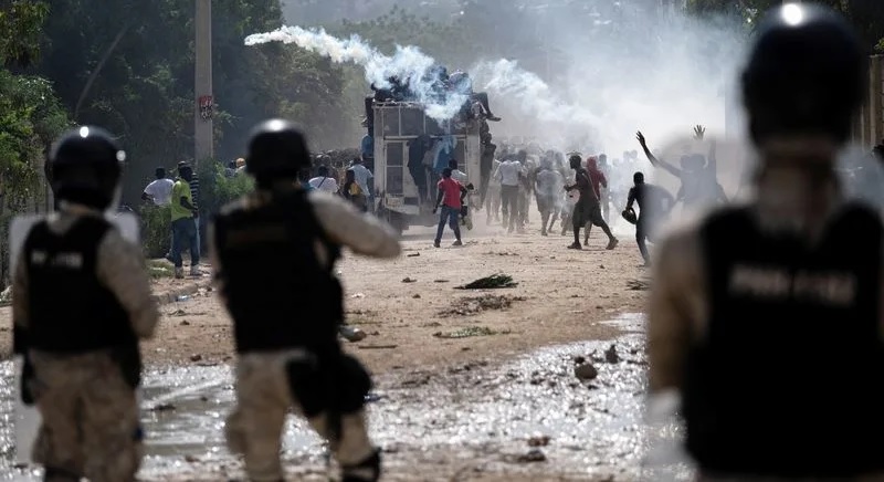 Bahamas se unirá tropas de Kenia que enfrentará violencia en Haití