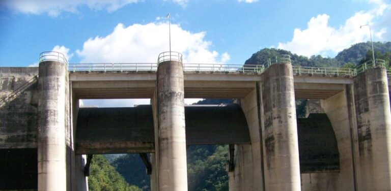 Egehid acuartela personal técnico de las 27 centrales hidroeléctricas por tormenta Franklin