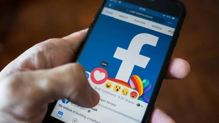 Facebook España entra en números rojos y pierde cinco millones en 2022