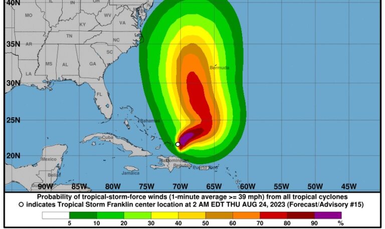Tormenta abandona Dominicana; se desplaza ya por el Atlántico