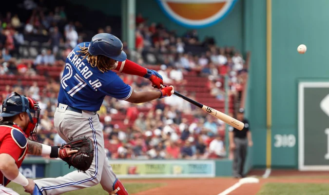 Vladimir Guerrero Jr. despacha cuadrangular en triunfo de Azulejos sobre Medias Rojas