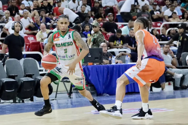 ¡Balón al aire! Bameso y Barias hoy en choque inaugural