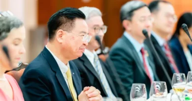 Canciller de Taiwán dice que su país se siente hostigado por China y pide su reintegración a la ONU