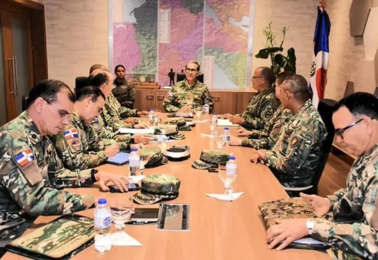 Estado Mayor revisa cumplimiento del cierre de la frontera