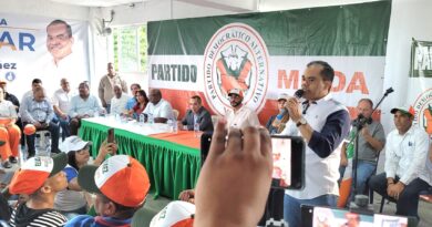 El Partido MODA proclama al diputado Elías Báez como candidato a alcalde por Santo Domingo Oeste