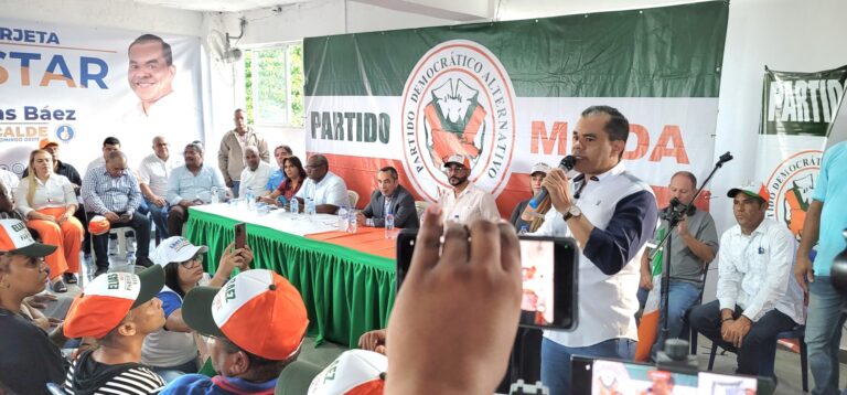 El Partido MODA proclama al diputado Elías Báez como candidato a alcalde por Santo Domingo Oeste