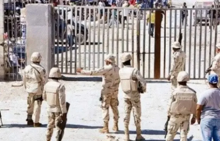 Miles de haitianos salen cada día de RD por cierre de frontera