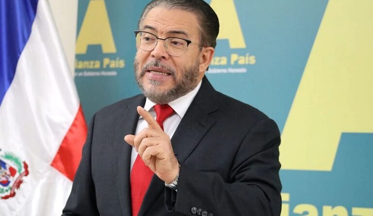 Presidente AlPaís arremete contra alianza opositora «Rescate RD»