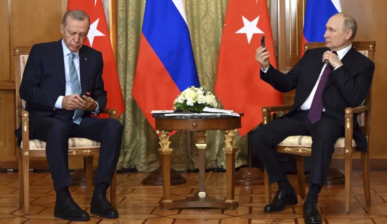 Putin reitera que no reanudará el acuerdo del grano