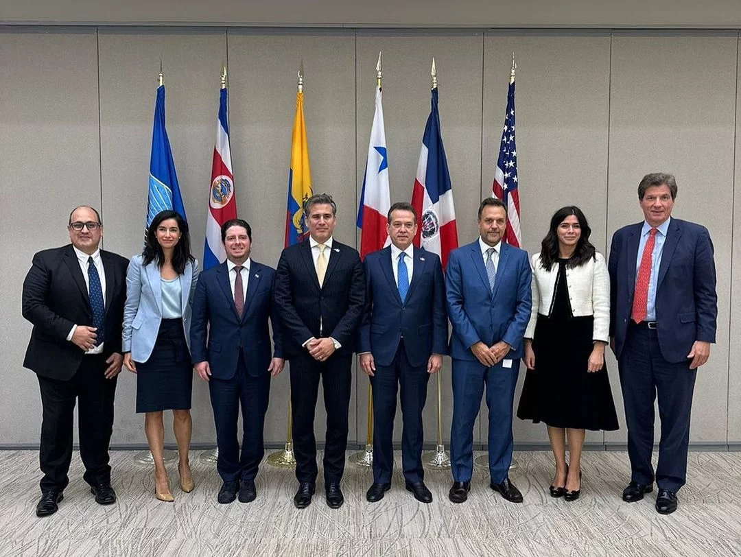 Senadores de EUA gestionan fortalecimiento de vínculo RD y demás países afiliados a ADD