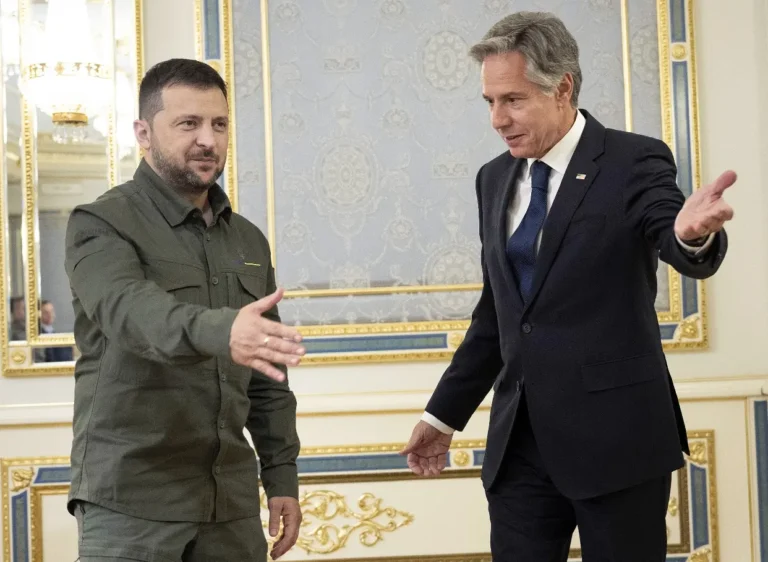 Misil ruso mata 17 Ucrania ; Estados Unidos con más ayuda militar