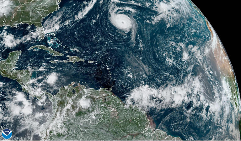 EEUU: Costa este bajo alerta por formación de un ciclón tropical