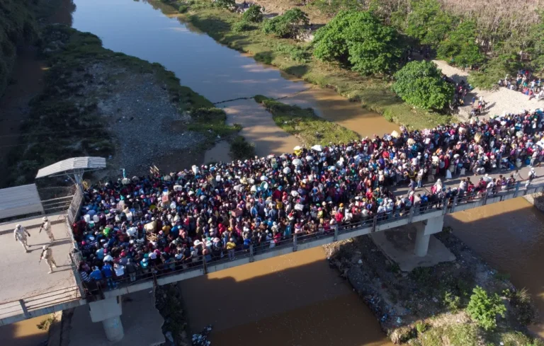 Frontera es insostenible con mercado binacional cerrado