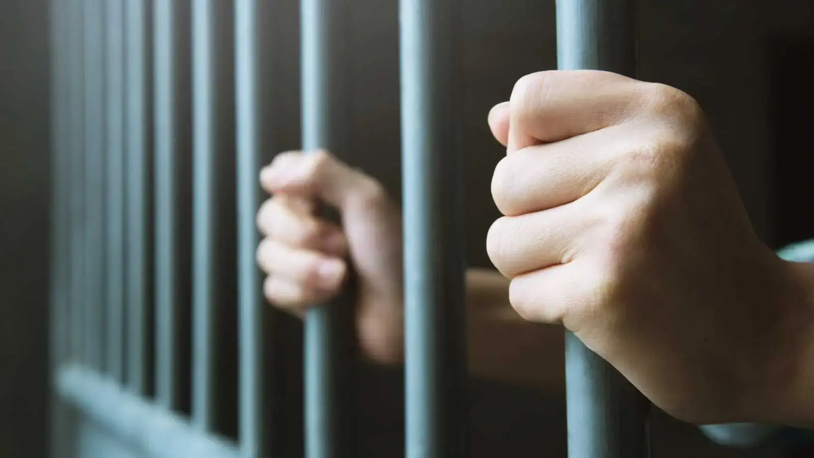Tribunal dicta un mes de prisión a mujer mintió en un juicio