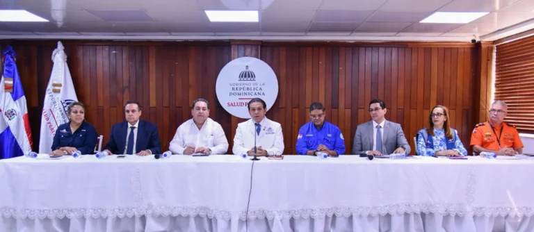 Sube a 13 muertos por dengue y son 14,089 los casos