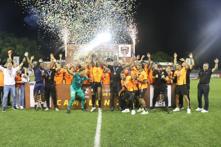 ¡El campeón! Cibao FC fue superior a moca