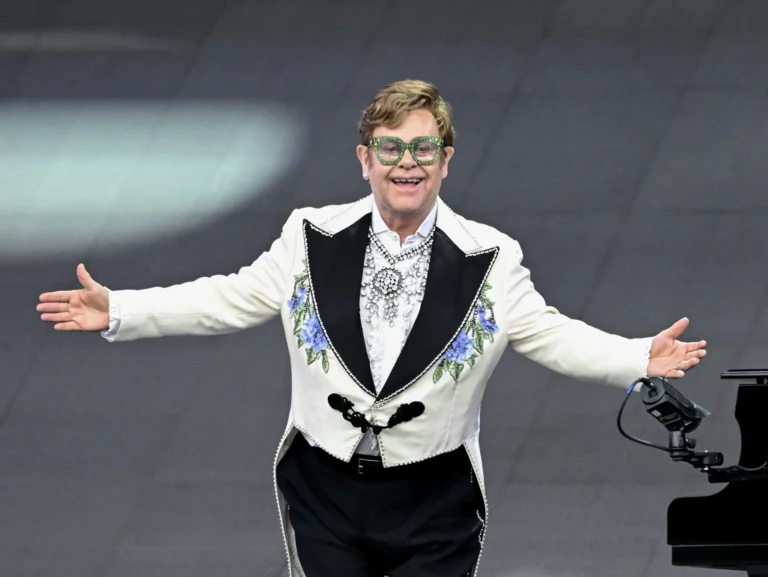 Elton John, el más caro presentado en RD