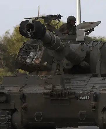 Hamás dice que atacó el gran aeropuerto de Israel