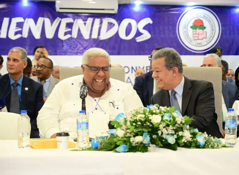 Leonel Fernández dice PRM solo gobierna para los ricos