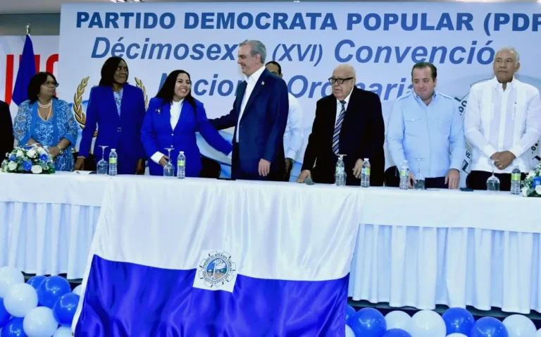 PDP proclama a Luis Abinader como su candidato presidencial para las elecciones 2024