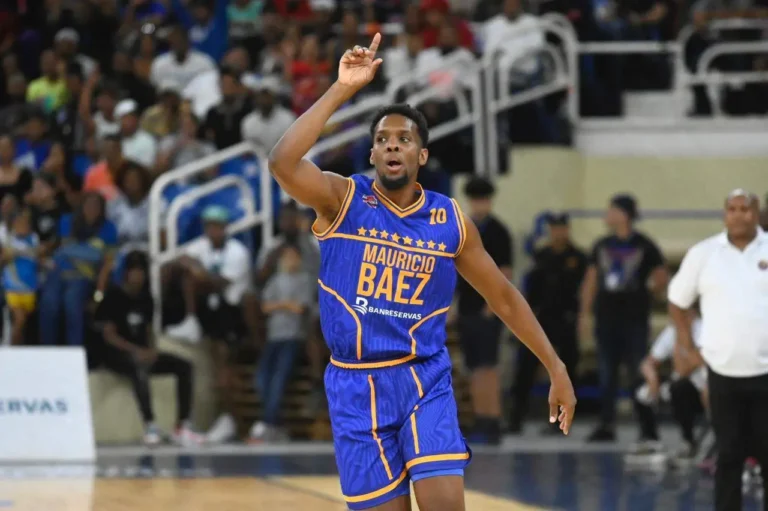 Mauricio Báez concluyó con 11-1; Bameso clasifica a semi