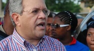 PLD expulsa «deshonrosamente» y de por vida a Humberto Salazar