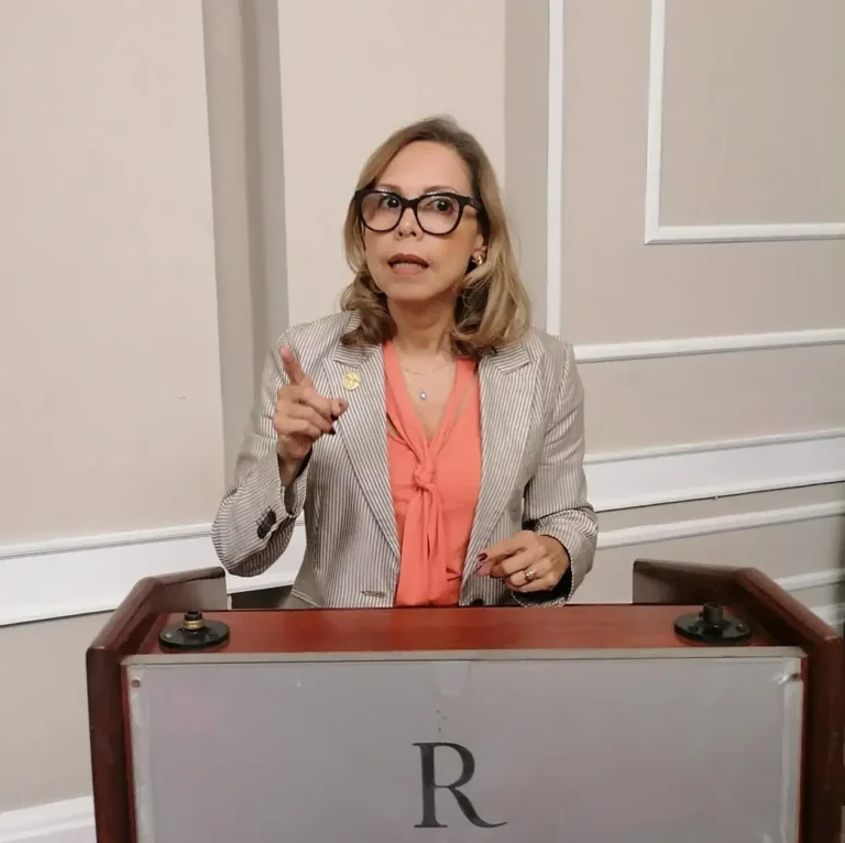 Sociedad de Pediatría rechaza declaraciones de Mario Lama