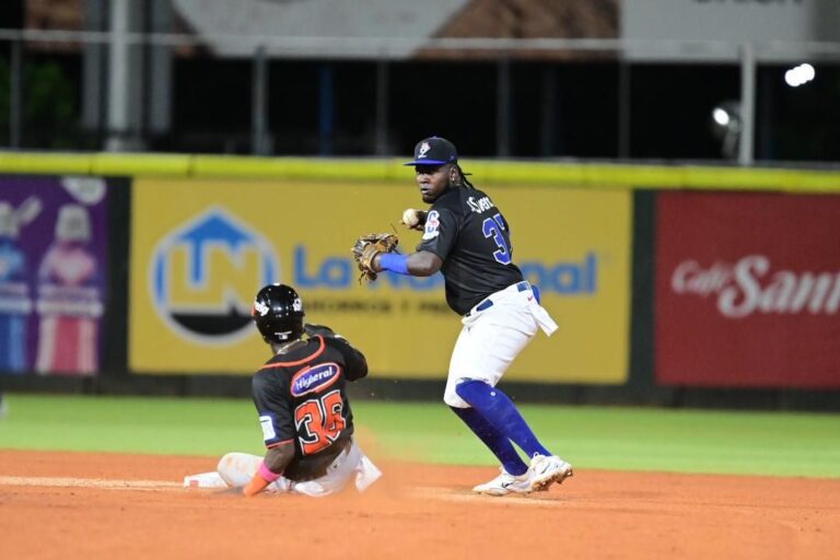 Toros apabullan al Licey; Aguilas superan a Estrellas en beisbol RD