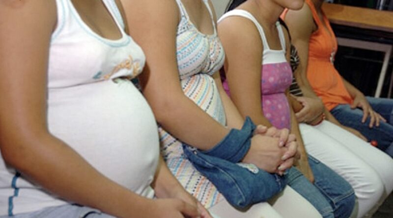 Unicef alerta sobre hecho de que en RD el 20 % de niñas tiene hijos