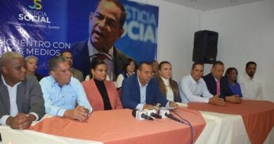 Partido de Valentín llevará a Luis Abinader candidato presidencial