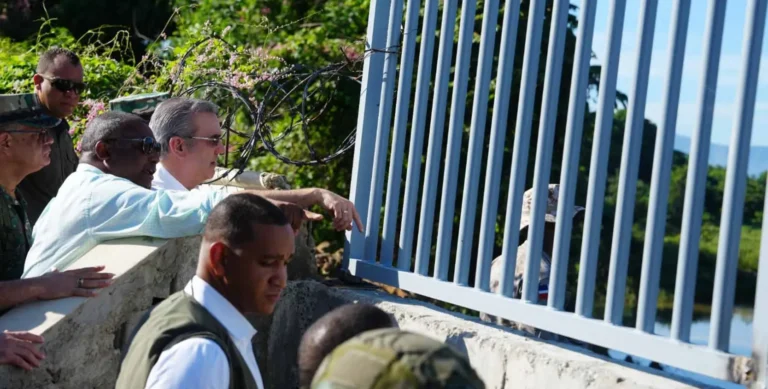 Tras verificar canal La Vigía funciona, Abinader estudia flexibilizar cierre frontera