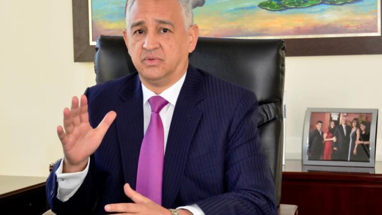 64 precandidatos impugnan resultados de encuestas en la Fuerza del Pueblo