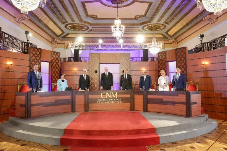 Consejo de la Magistratura sigue hoy entrevistas a postulantes a juez del TC