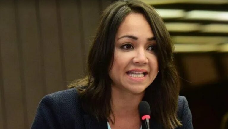 Faride ante candidatura de Omar: “Que venga el padre o que venga el hijo, no importa”