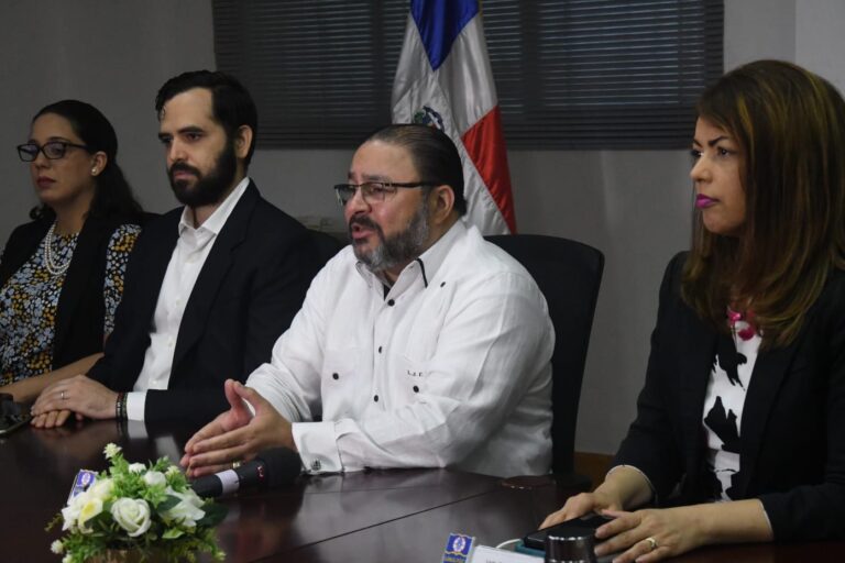 Inauguran conferencia científica internacional ALBUS 2023 en la Universidad Apec