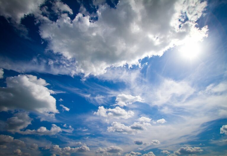 Pocas lluvias débiles y pasajeras para este sábado