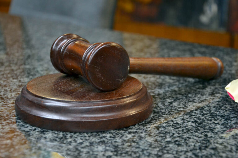 Condenan a 30 años de prisión a dos hombres por el asesinato por encargo de otro