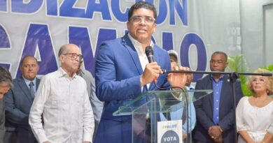 APD y otros pactan respaldo a candidatura de Dío Astacio SDE
