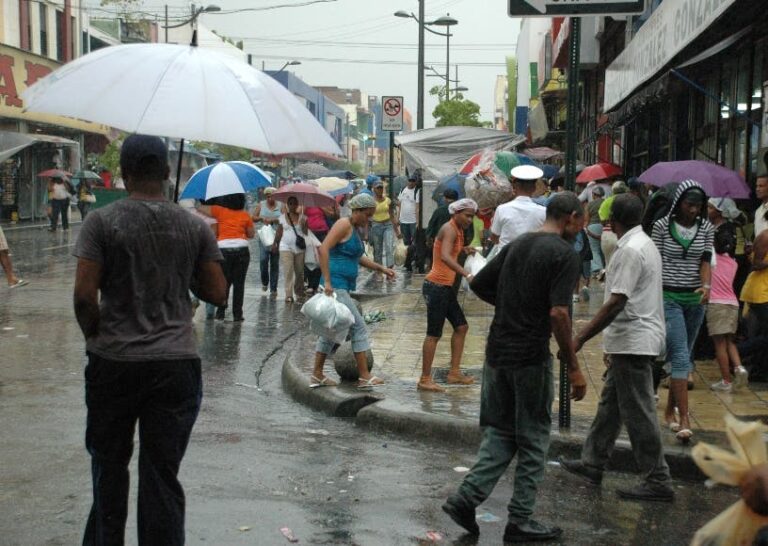El COE eleva a 22 las provincias bajo alerta por un sistema frontal