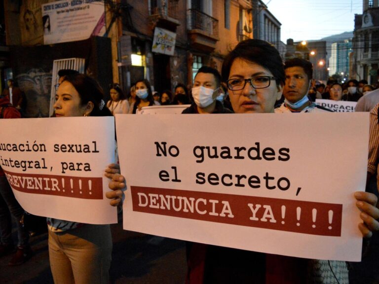 Curas pedófilos denunciados fueron enviados a Bolivia donde siguieron abusando de menores